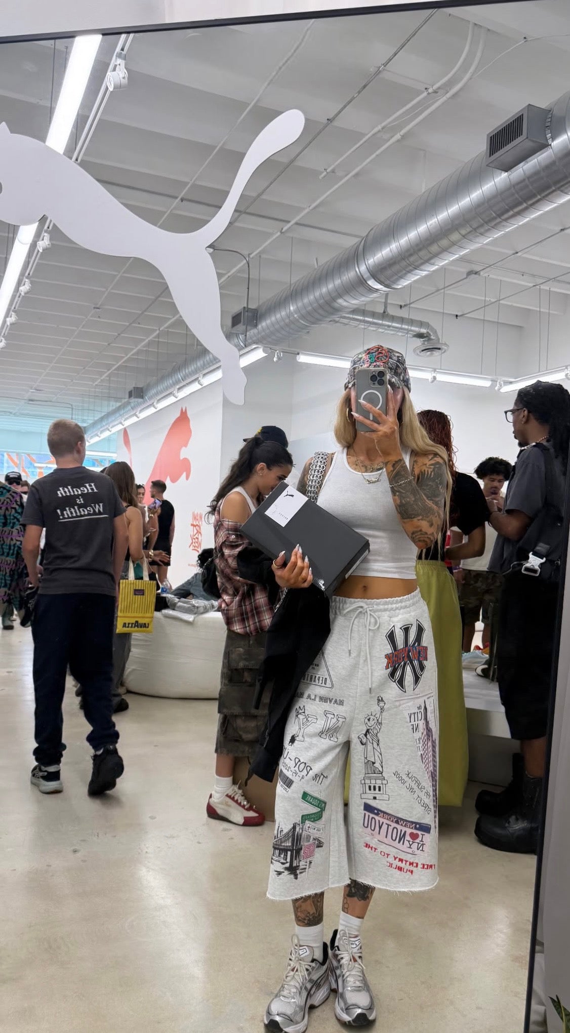NYFW '25 "Pop Up" 3/4 Sweats